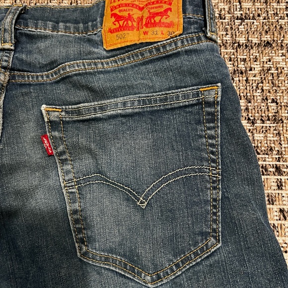 31x30 LEVI JEANS 502 STRAIGHT TAPERED - Picture 4 of 7
